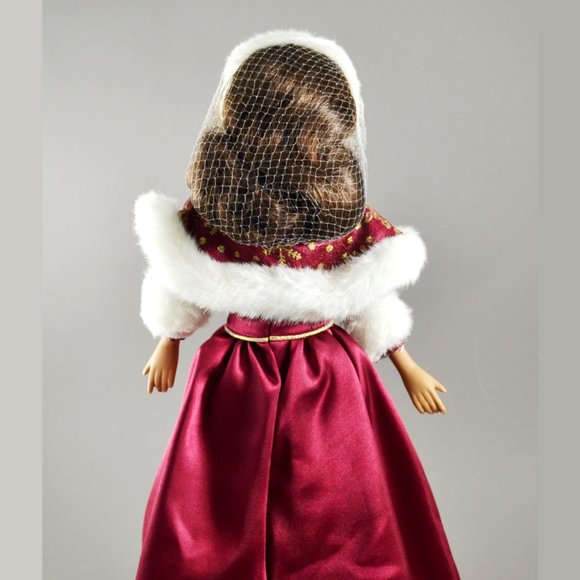 2001 Avon Special Memories Holiday Radiance Doll  Hispanic Isabel - Picture 6 of 7